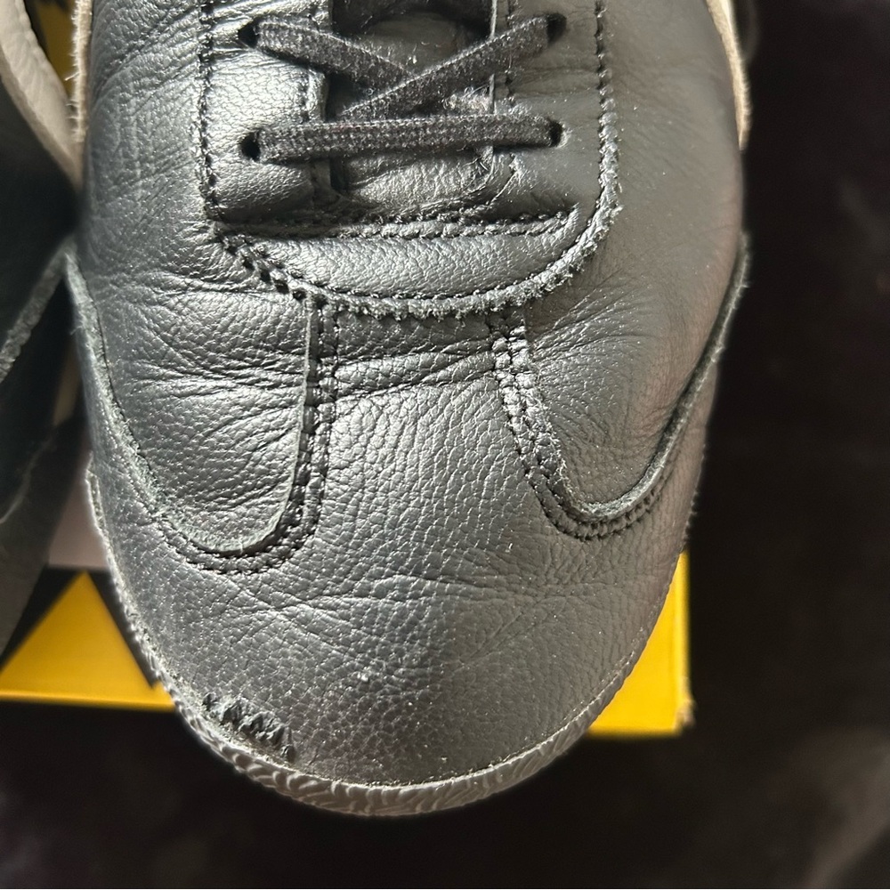 Onitsuka Tigers Mexico 66 SD in Black/White - Picture 7 of 7